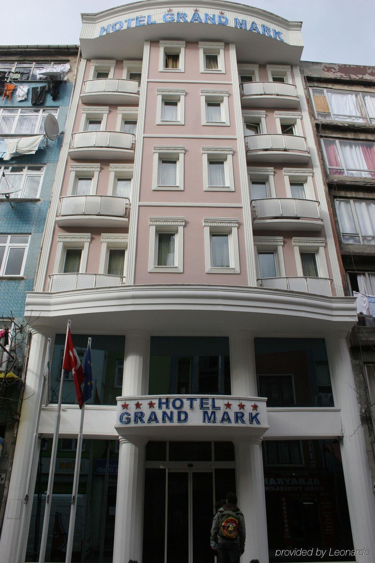 Hotel Grand Mark Istanboel Buitenkant foto